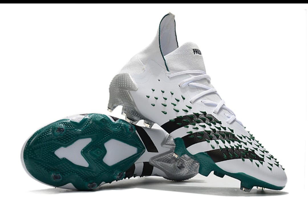Adidas Predator fleak