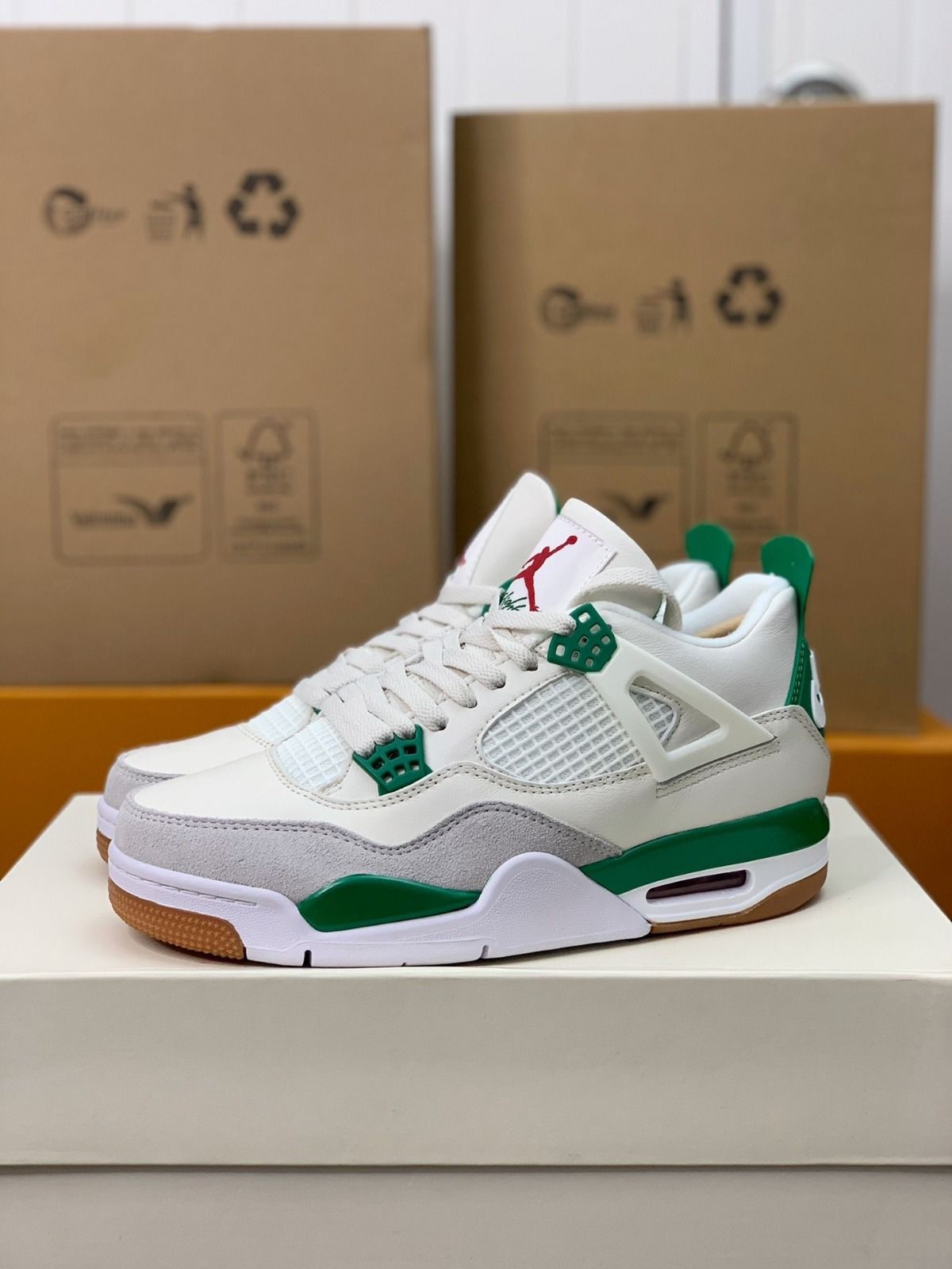 Jordan 4 retro