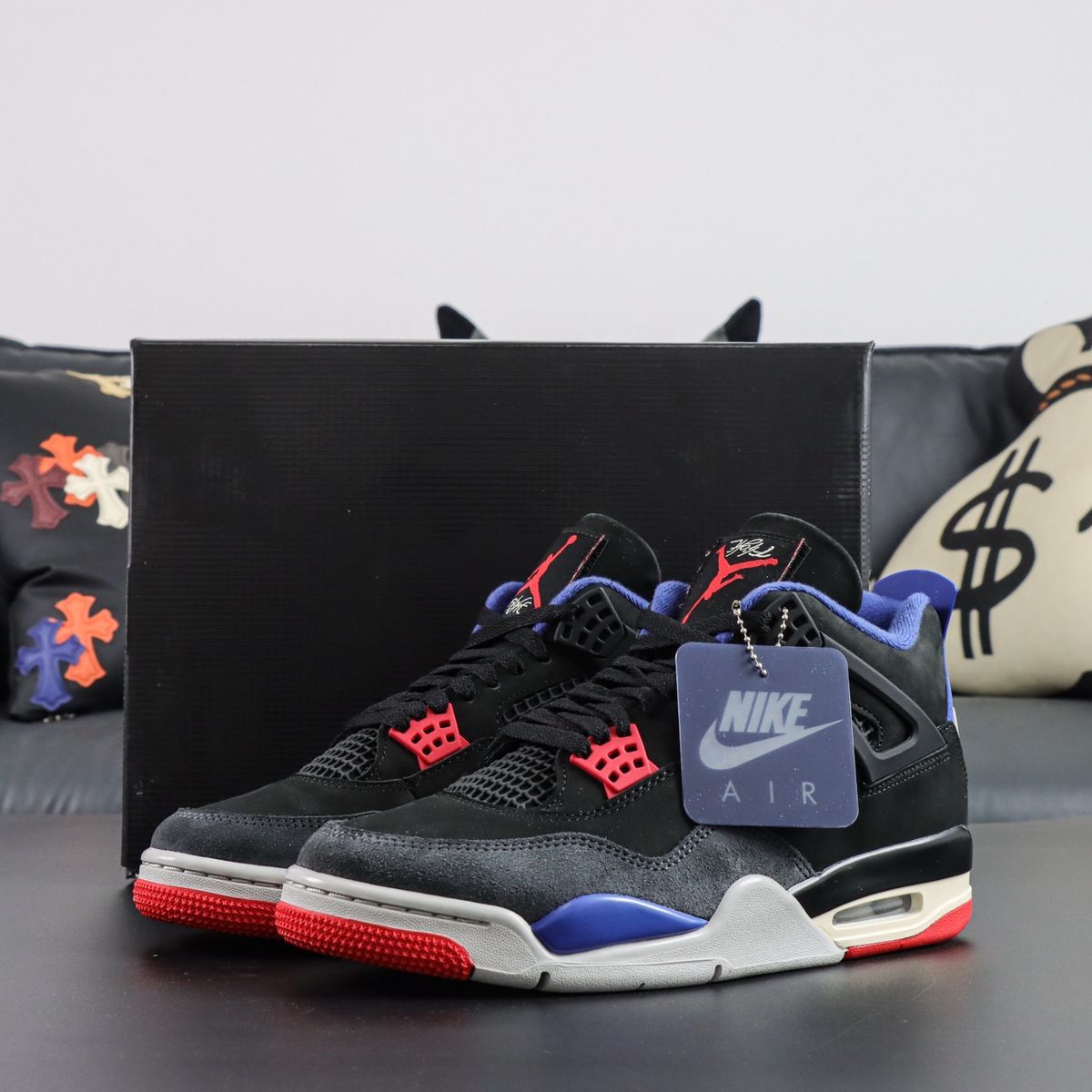Jordan 4 retro