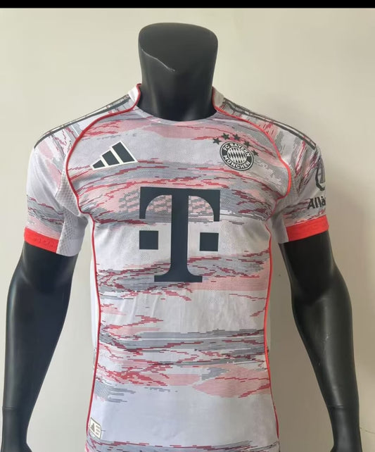 Bayern away 25/26