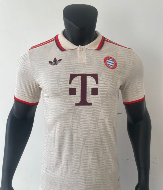 Bayern away 24/25