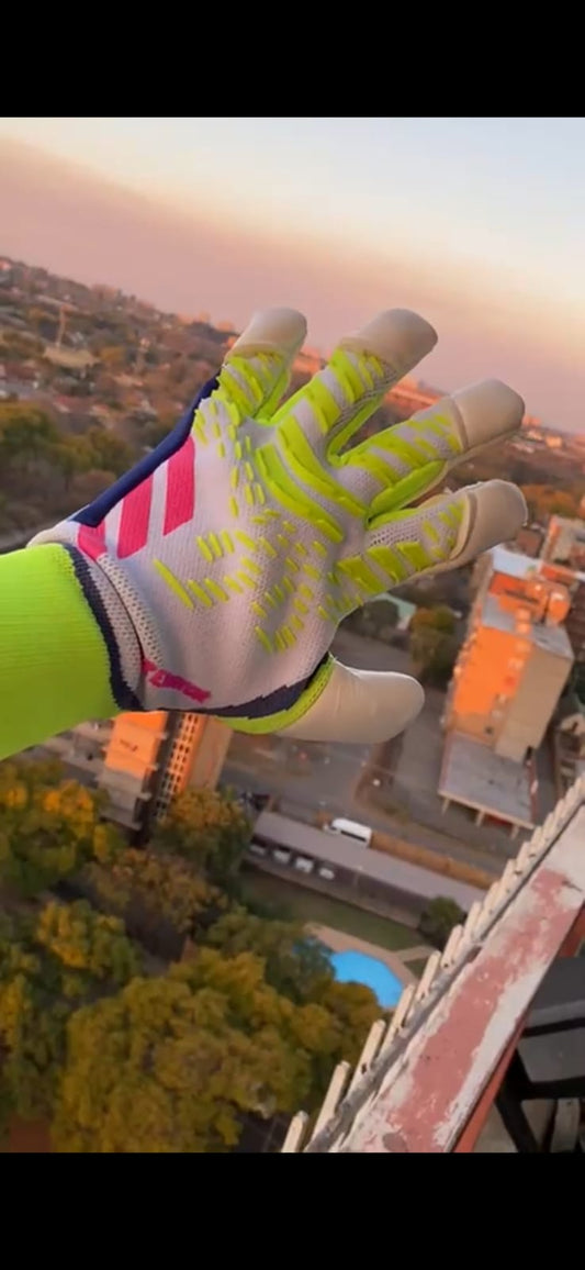 Adidas gloves