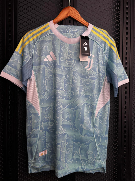 Juventus away 25/26