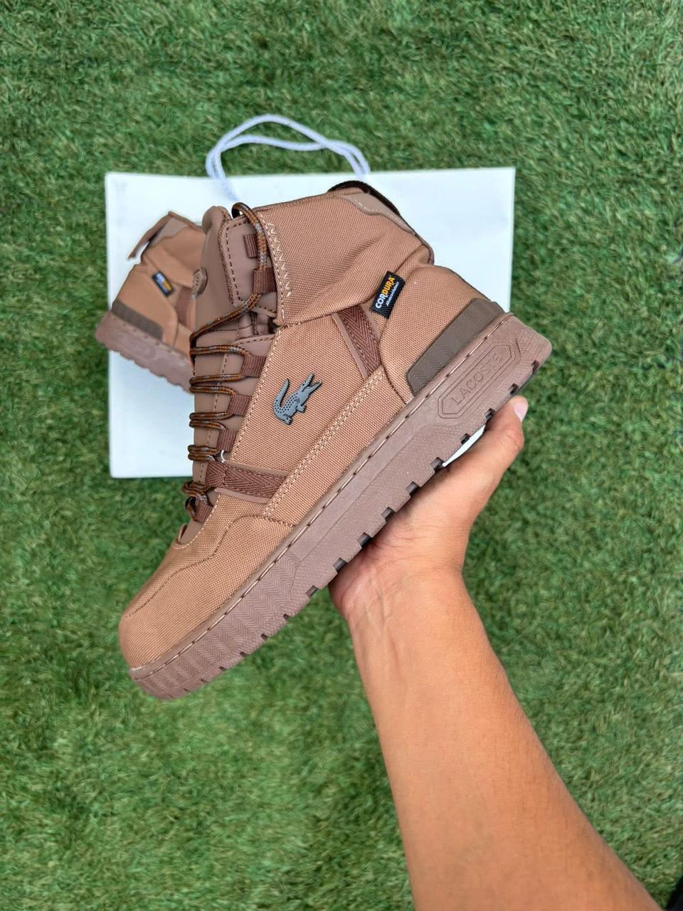 Lacoste T-Clip Winter Mid Trainer